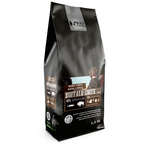 Hrana uscata caini BLACK CANYON Macrou si Bivol, 1,5 kg