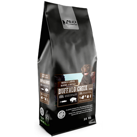 Hrana uscata caini BLACK CANYON Macrou si Bivol, 14 kg