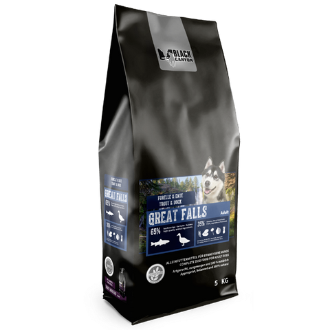 Hrana uscata caini BLACK CANYON Pastrav si Rata, 5 kg