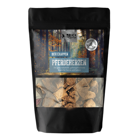 Recompense pisici BLACK CANYON Prey Bites Horse Hearts, 50 g